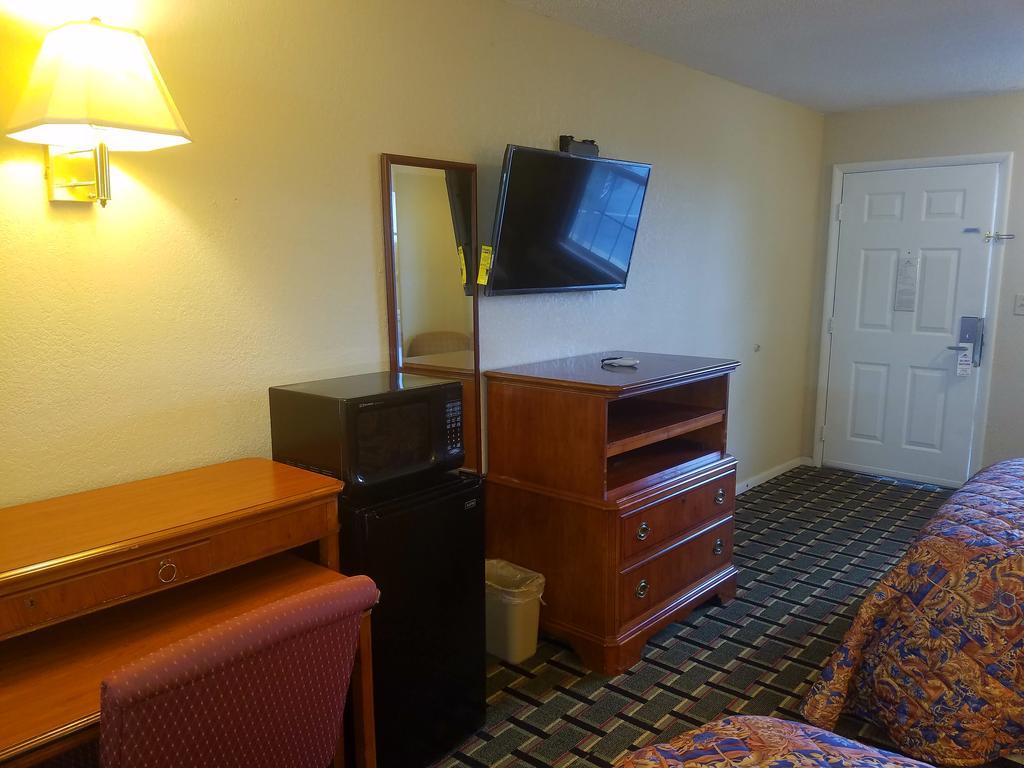 Americas Best Value Inn-Winnsboro Экстерьер фото